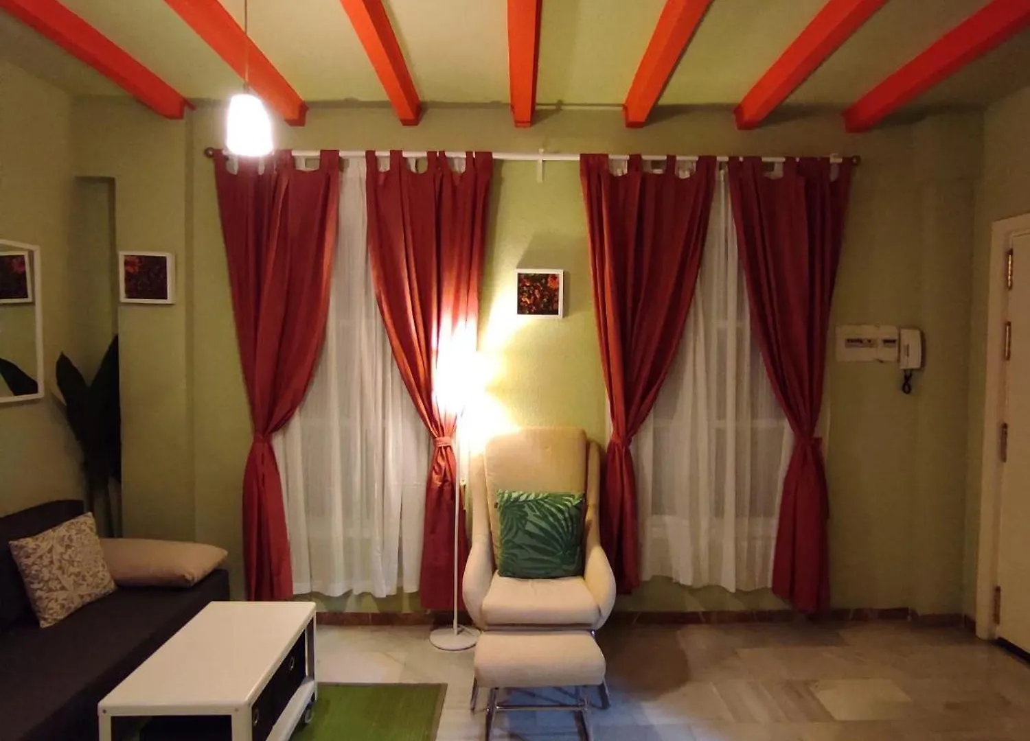 Centro Historico Metropol Wifi Apartment Seville Spain